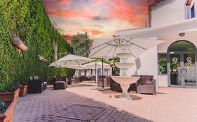 Canella Hotel